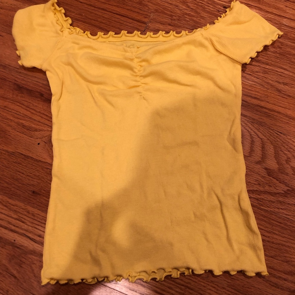 Off-The-Shoulder Tee Shirt